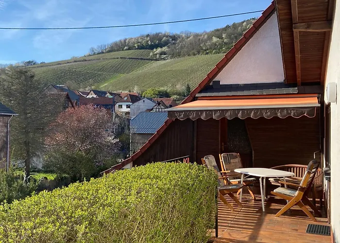 Feriehus Im Schoenen Winzerdorf Mit Sonnenterrasse Und Wintergarten *